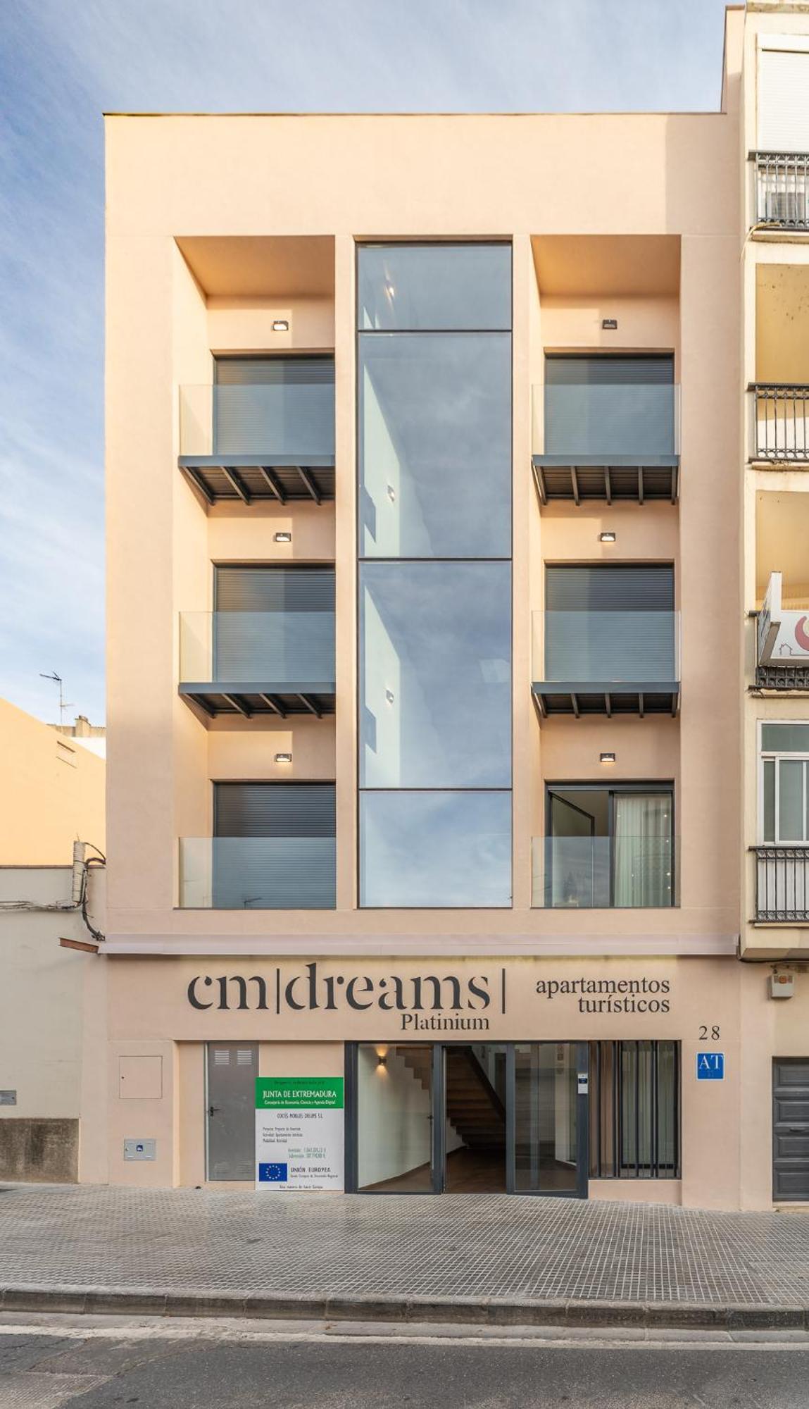 Cmdreams Platinium- Apartamentos Turisticos En El Centro De Μέριδα Εξωτερικό φωτογραφία