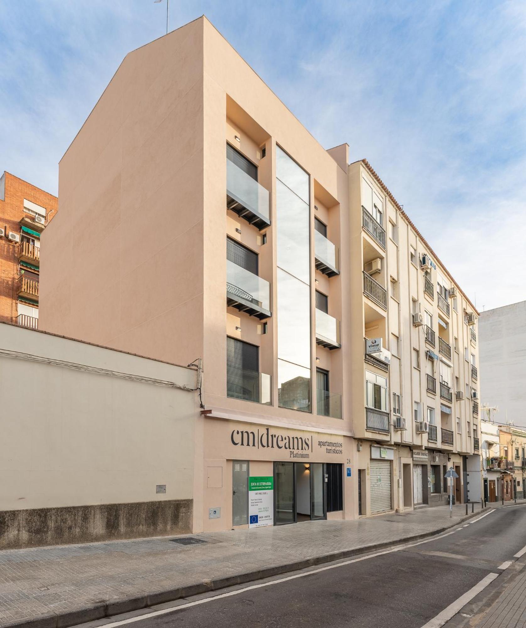 Cmdreams Platinium- Apartamentos Turisticos En El Centro De Μέριδα Εξωτερικό φωτογραφία